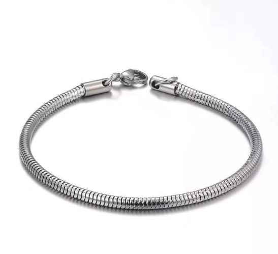 Stainless Steel Bracelet That Wont Fade Cuban-link Chain Fashionable Versatile Washable Titanium Steel Bracelet