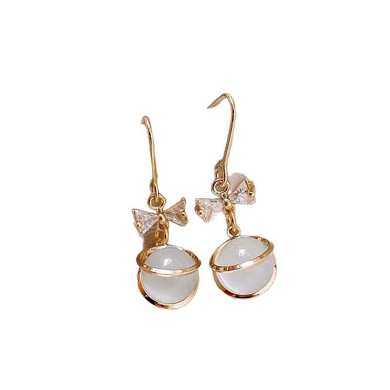 Cute Bow Women's Versatile Earrings